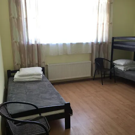 Posh Backpackers Hostel